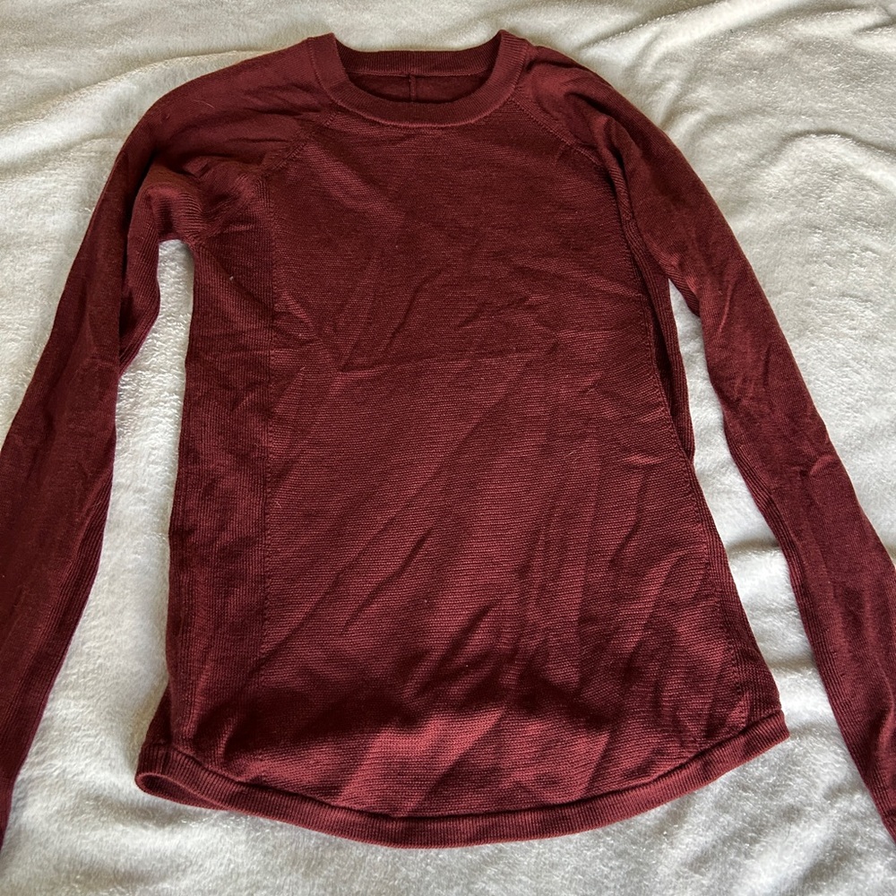 Lululemon sweater (maroon)